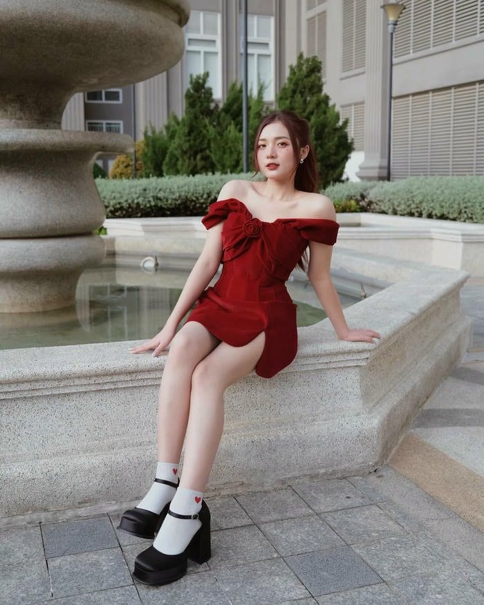 MC Phương Thảo bikini 14