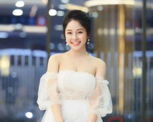 Hot girl Trâm Anh 2