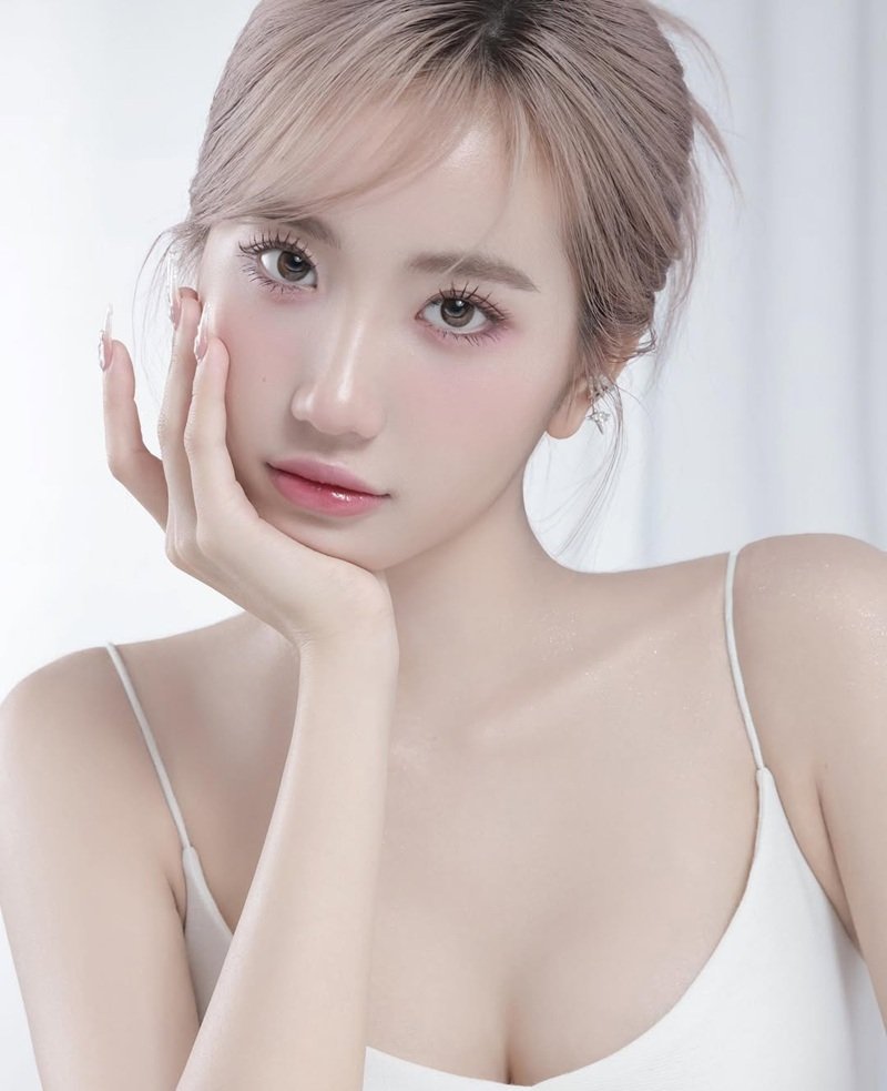 ảnh Lê thị khánh huyền sexy 1