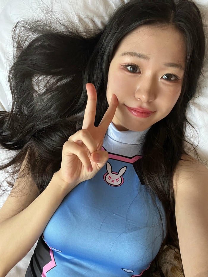 Meriol Chan bikini 25