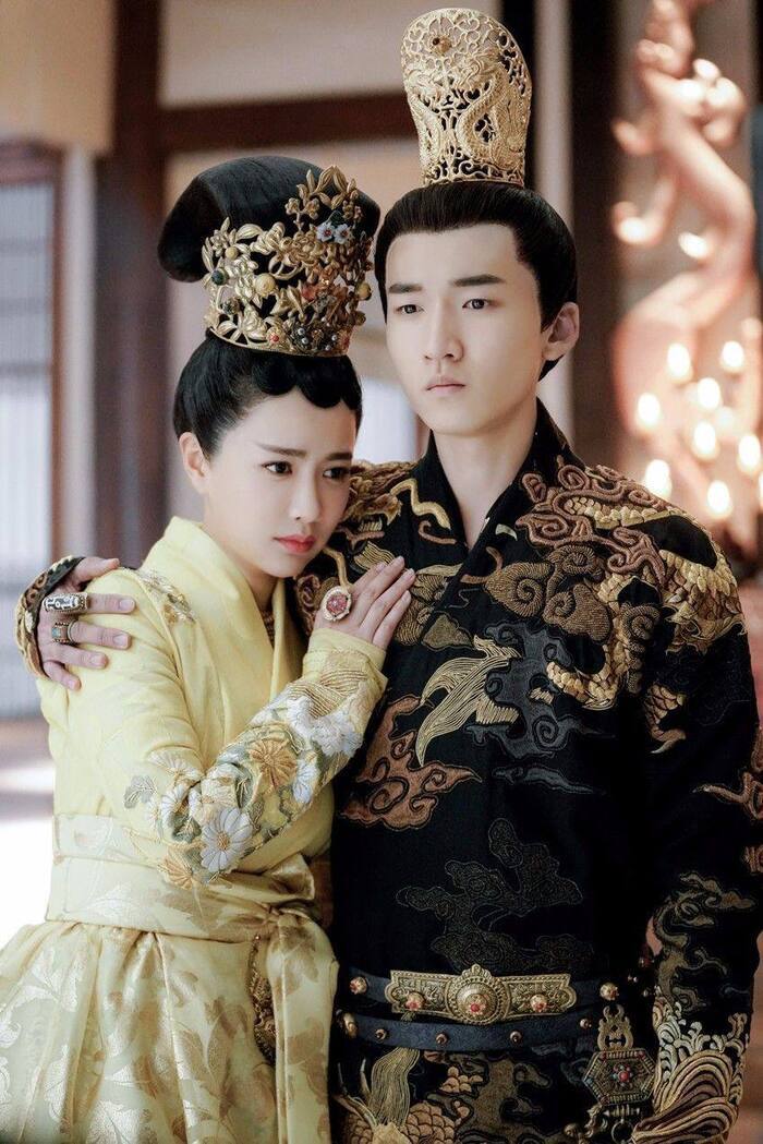 ảnh Phượng Tù Hoàng cosplay 12