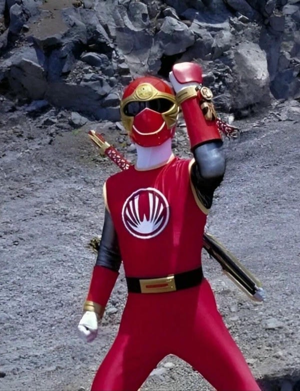 Siêu Nhân Cuồng Phong 8