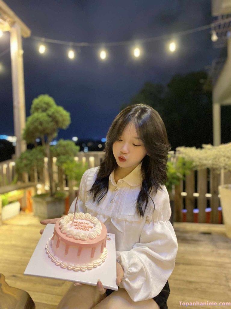 ảnh gái xinh chúc mừng sinh nhật 12