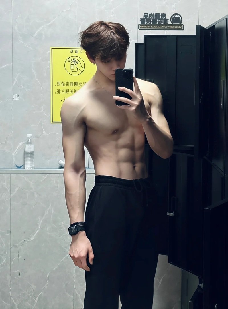 trai đẹp 6 múi 2