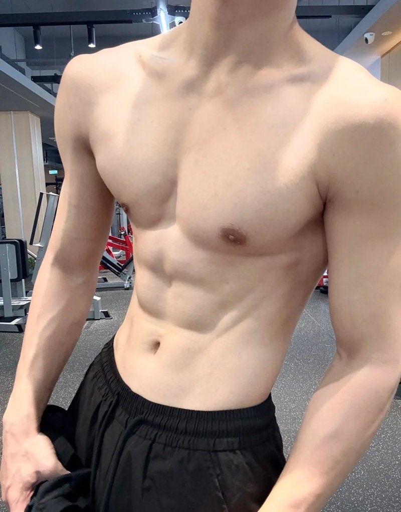 trai đẹp 6 múi 13