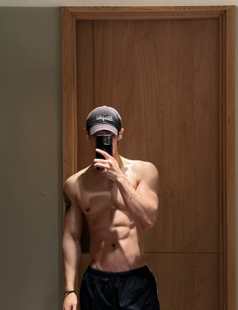 trai đẹp 6 múi 18