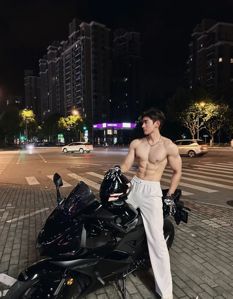 ảnh trai đẹp sáu múi 1