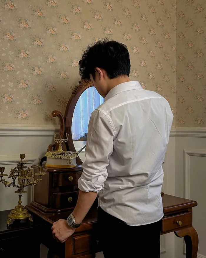 Breakup Sad Boy DP 70