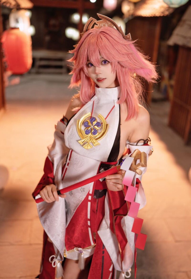 yae miko cosplay 2