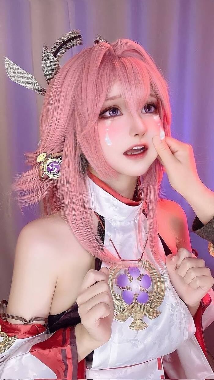 ảnh Yae Miko cosplay 28